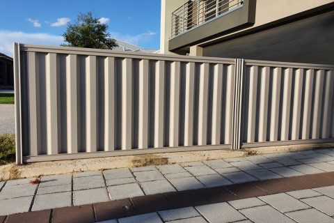 High-quality Colorbond fencing by Coomera Fencing Experts